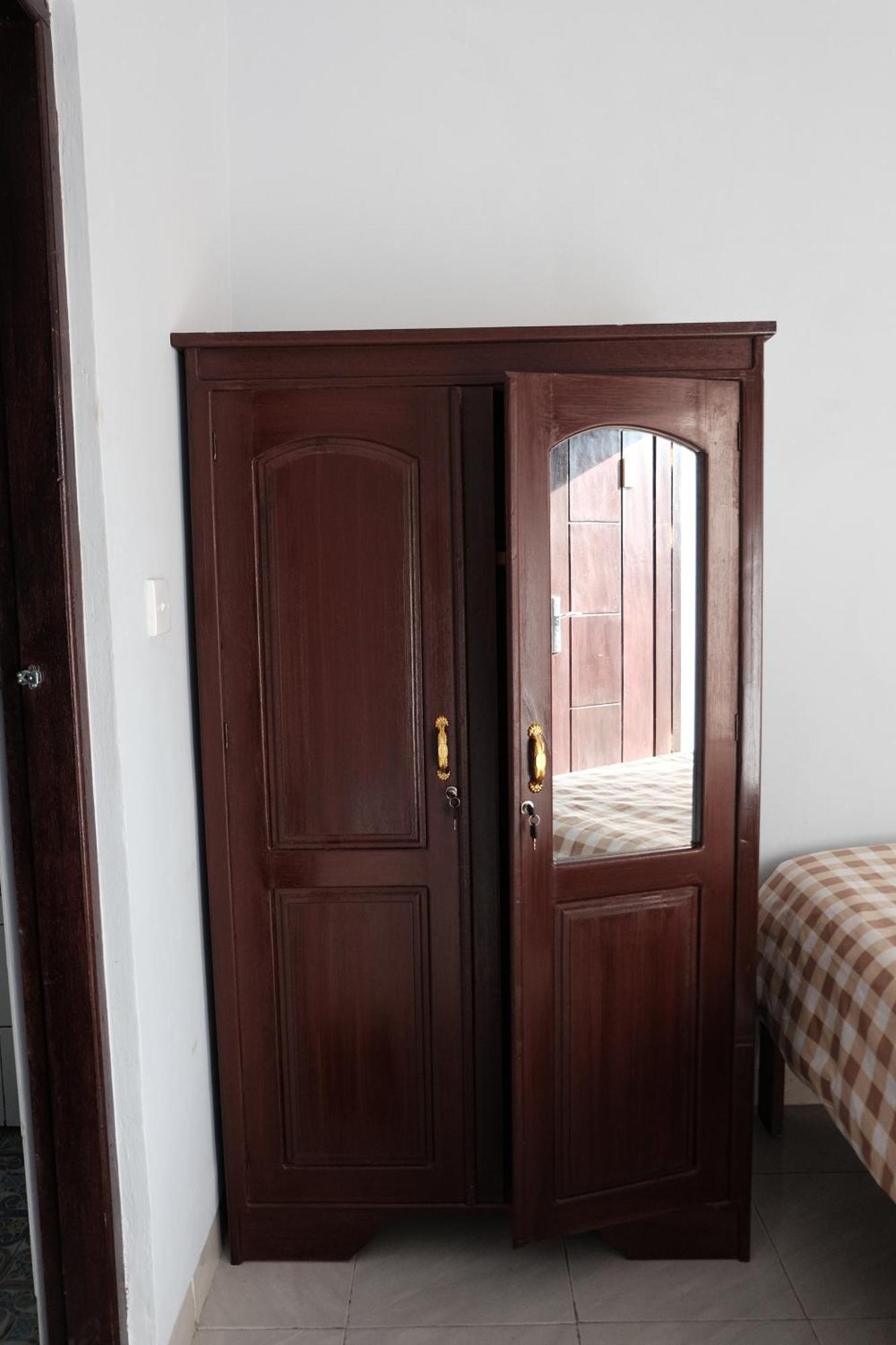 Rumah Marianne Соронг Экстерьер фото